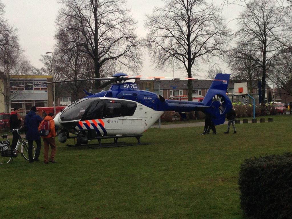 D_tunnis's tweet photo. @DePolitieheli bij de brand in Nijmegen http://t.co/7zFzJKrpnn
