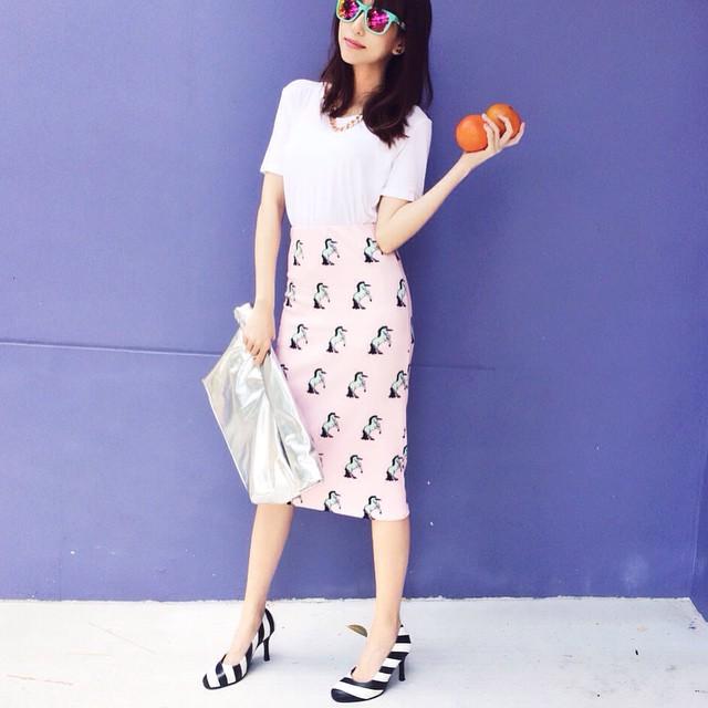 kellypanjiali's tweet photo. 大年初二
一馬當先!
獨樹一格!
耀眼奪目!
👸#kellyootd 👚#zip 👗#stylenanda #itsgp #itsingapore 👠#hansel 👛#stylenanda 👓#snrd http://t.co/TgHalCQNul