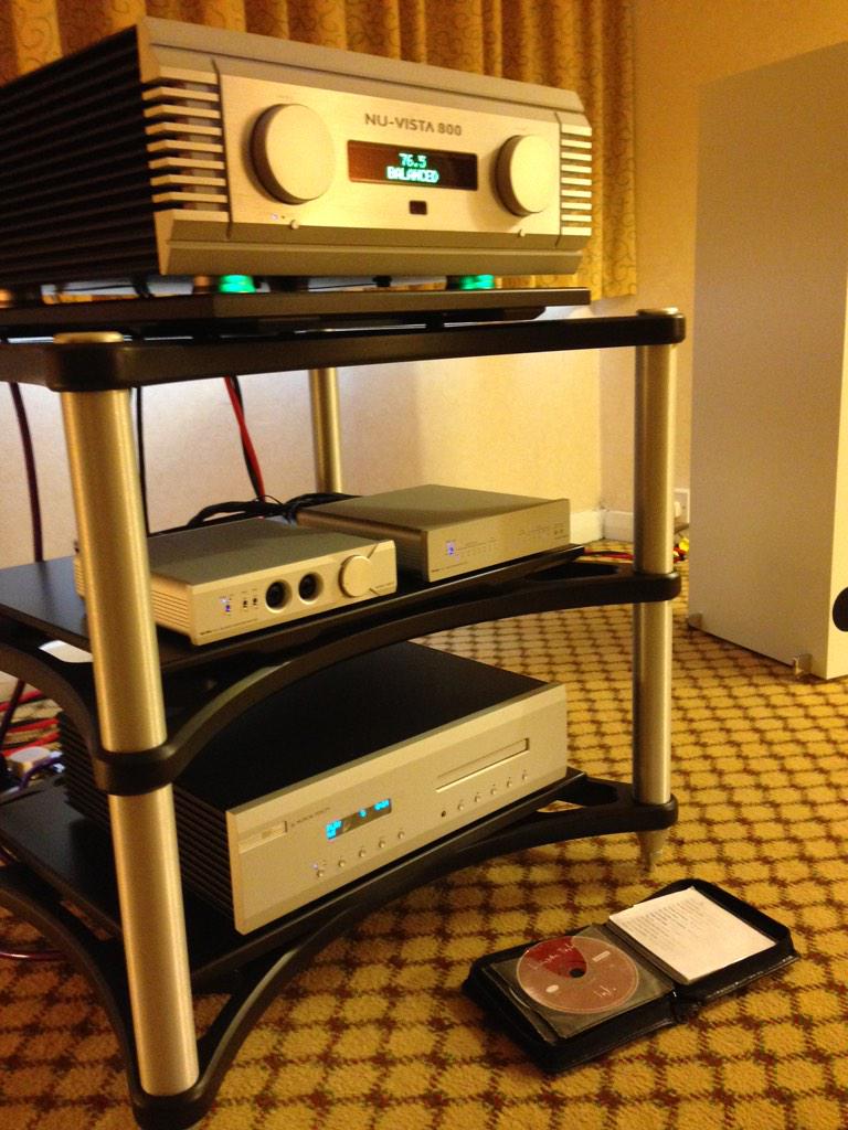 Davewatersuk's tweet photo. @HiFiChoiceMag @whathifi @MF_HiFi @musicalfidelity @MFhphones @SvBristolShow we are up and running. http://t.co/luObizn8PC