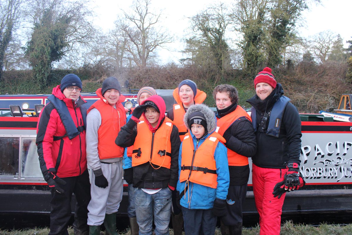 TheBHYC's tweet photo. @CRTContactUs Meet the crews of our three boats: Pandora, Ember and Pacific... and also our fabulous staff team. <3 http://t.co/HWwRpGLmkR