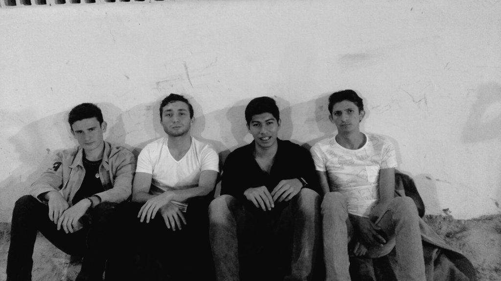 cesdominguez05's tweet photo. #amigos #xmatkuilt http://t.co/4K2T8Jhm12