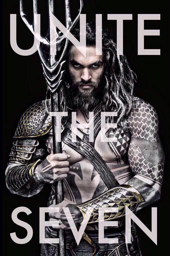 JulioVelez's tweet photo. Asombroso, el nuevo #Aquaman #JasonMomoa http://t.co/IbzZwAON11