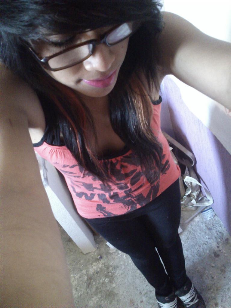 _Abbey_R's tweet photo. Lindos sueños !!!! #emhy #BlackVeilBrides http://t.co/jZWjNVImgI