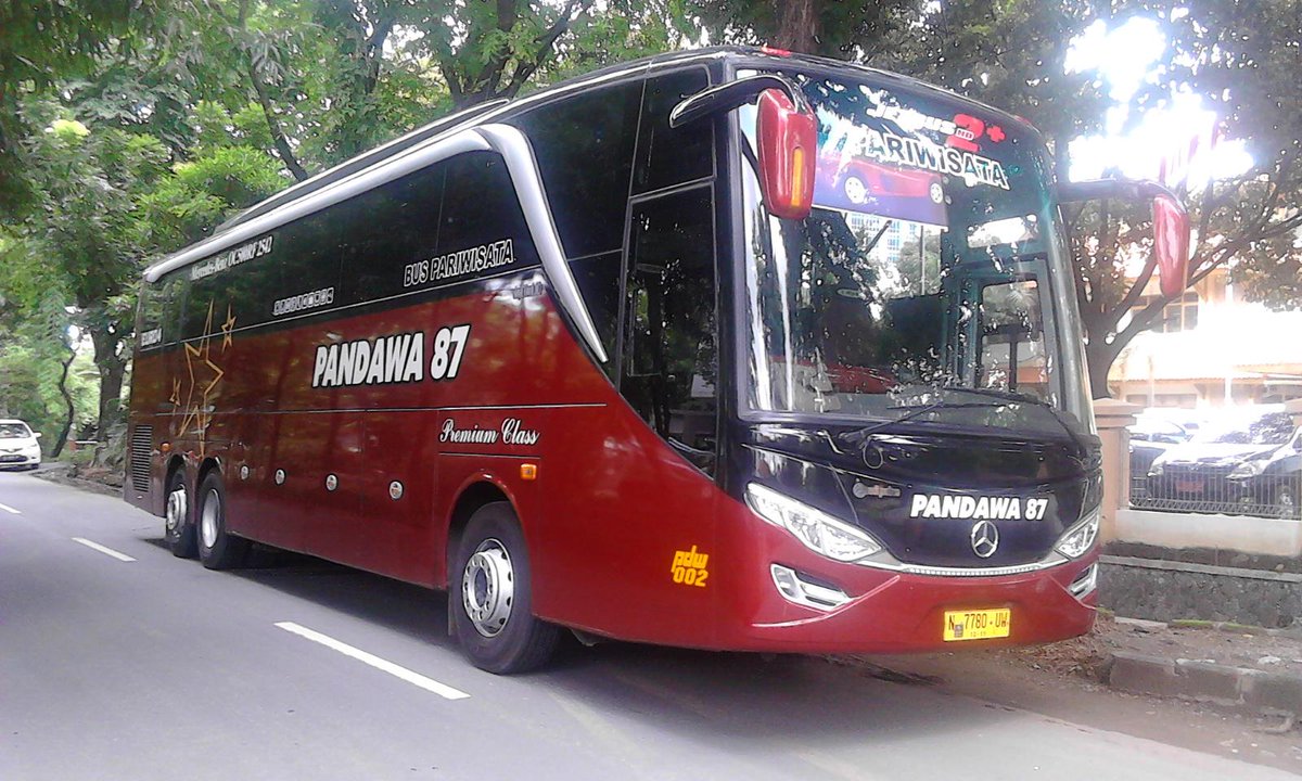 KoleksiFotoBis's tweet photo. "@ari_ronin: #Pandawa87 #DoubleAxle @BismaniaOrg @BMC_SURABAYA @SukaFotoBis @KoleksiFotoBis http://t.co/kwPXWHMkW3"