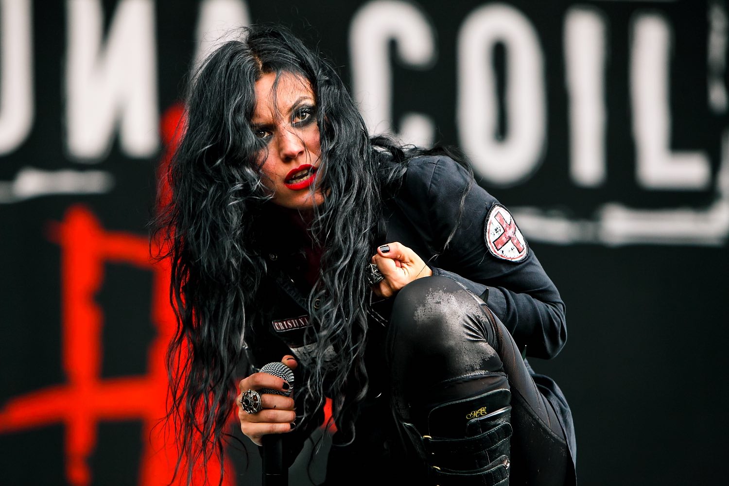 Cristina Scabbia Revolver