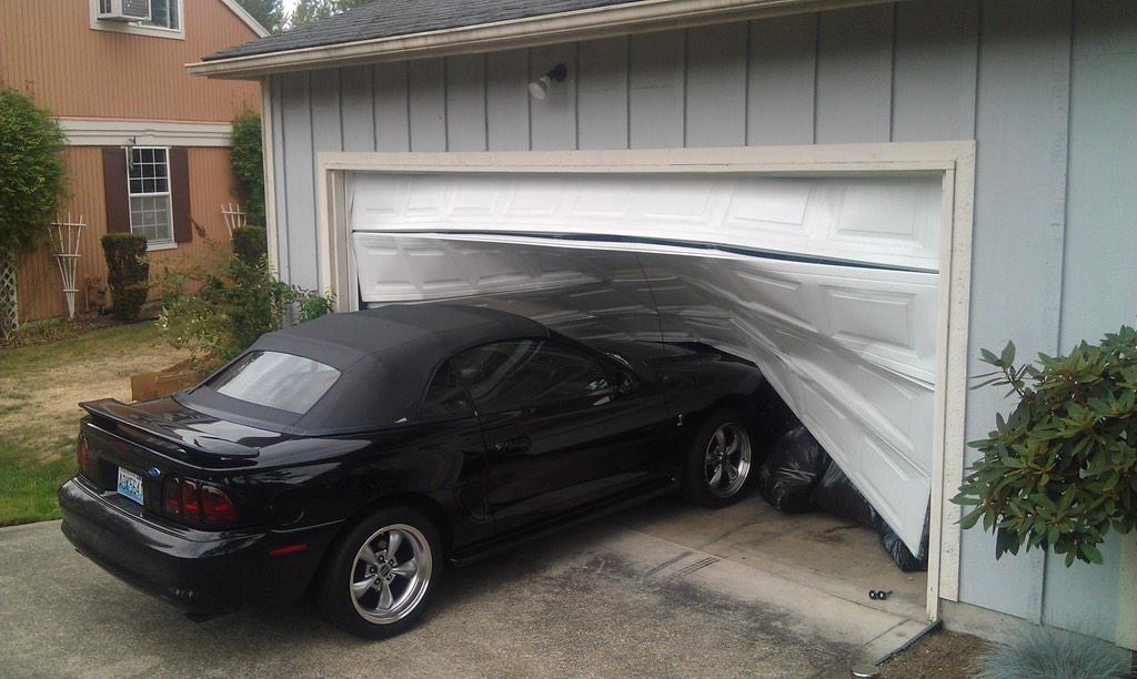 GarageDoorPDX's tweet photo. Where is my car dude?
#PDX #PDXNOW #portland #pdxeats #pdxtraffic #POWgirls #positive #justsaying #funnyquote http://t.co/ZL7ukQjGFa