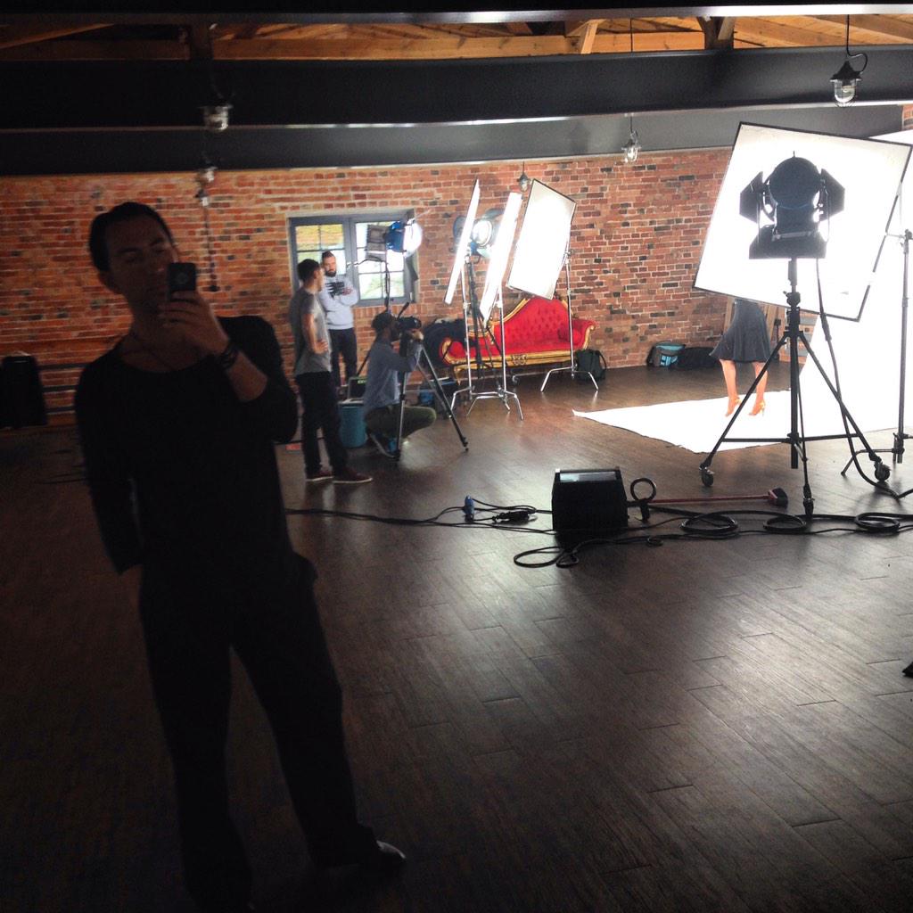 Wyjatkowe miejsce. #dworkolesin #spichlerzkolesin #familybusiness #home #polska #zielonagora #kolesin Zapraszam.