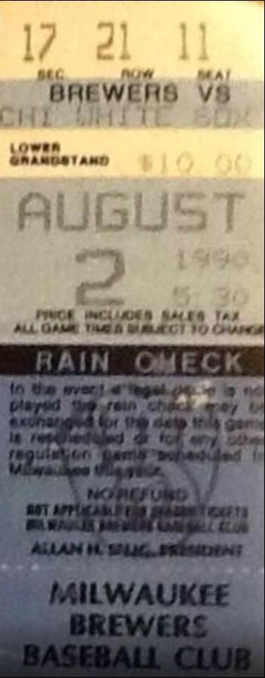 SoxNerd's tweet photo. Ump #TimMcClelland, who retired 2day, worked 2nd in @TheBigHurt_35 @mlb debut in @whitesox W @ MIL 8-2-90/I WAS THERE http://t.co/x5R5RY6T2t