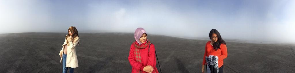 khairunnisariri's tweet photo. Panorama mode at Pasir Berbisik, Bromo. @algoritma12 #BSCIceBlast http://t.co/Y75RAqTMrk