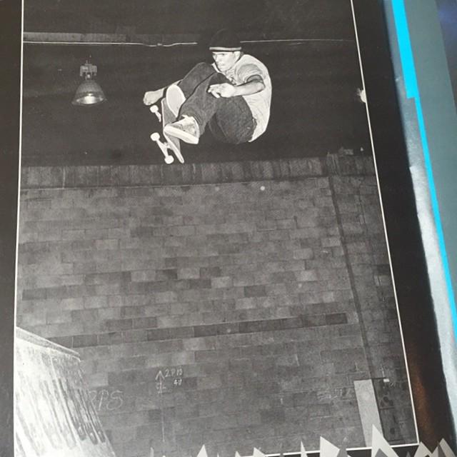 lostartshop's tweet image. One of the greatest frontside ollie photos ever! #JayaBonderov floats a huge one! | from issue 132 of #RADmag | #ri…