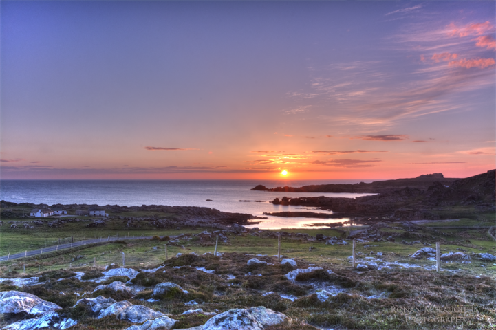 IrelandB4UDie's tweet photo. This is what sunset in Malin Head looks like! http://t.co/3OD1P3T9Kp