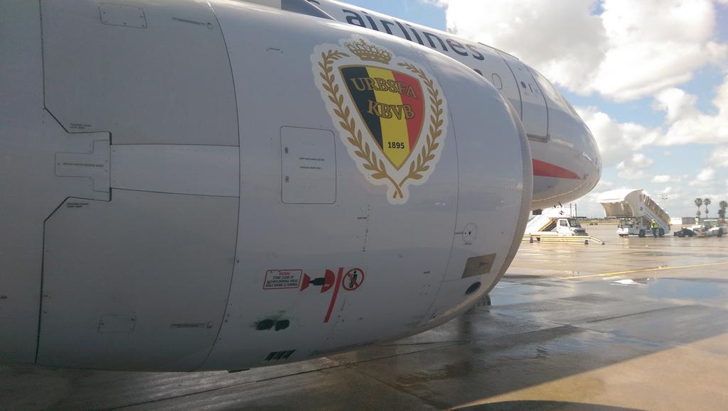 airlivenet's tweet photo. Ouch! RT @ace_pio: This what happens when you fly in bad weather, lightning strike to the engine. #avgeek #TLV http://t.co/jxKfd3kUCj