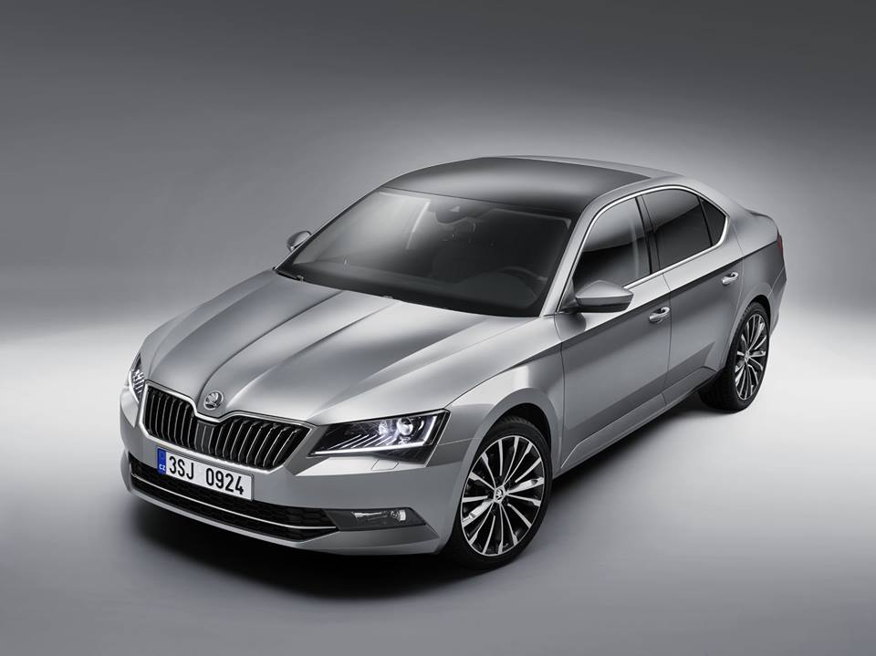AutoBARTH's tweet photo. Nová ŠKODA Superb, luxusní a krásná #SKODA #Superb #BARTHautocentrum http://t.co/xKsiQKIpQk http://t.co/IlAatLI6rv