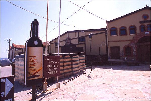 twitter पर eglence kariyeri turkiye de ilk ve tek tekirdag murefte sarap muzesi nin kurucusu kutman saraplari sponsorlugunda http t co bwtwgu0hqp twitter