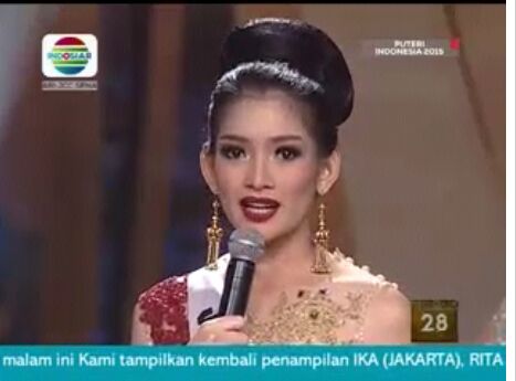 SMA1Smg2010's tweet photo. Jgn berhenti di 10 besar nin. Majuuuu terus @anindyakputri !!! http://t.co/RQ8rFPCQt8