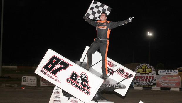 FloridaFlgStand's tweet photo. Aaron Reutzel Wins Opener For ASCS Lucas Oil 360 Sprints At East Bay Raceway Park - http://t.co/RK166KdSpn http://t.co/vjrJGVWtsv