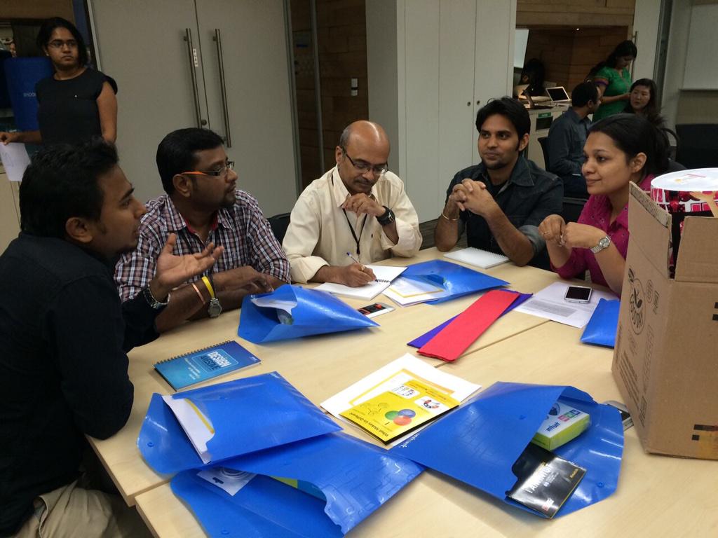 IntuitIN's tweet image. Getting prepped for prototyping with a hands-on #Design4Delight exercise. #DesignAwesome