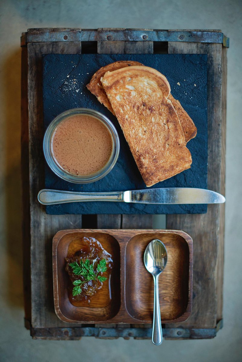 BassonBertus's tweet photo. Chicken liver parfaite, toasted Mossbolletjie, onion and caraway konfyt. Marmalade recipe by @SallyClarkeLtd. http://t.co/eVphs4iZ58