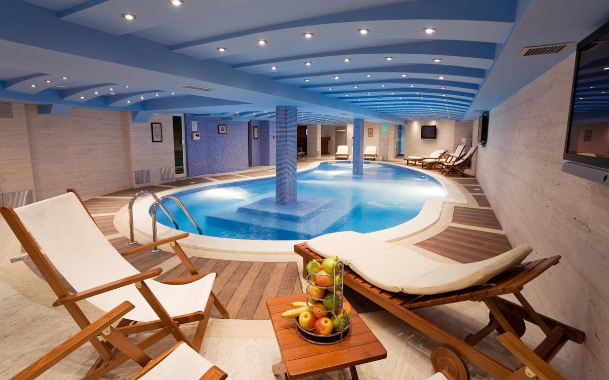Technology_Pool's tweet image. Awesome #IndoorPoolDesign. Find it Here! Indoor Swimming Pool Construction in London. 
More - technologypools.co.uk