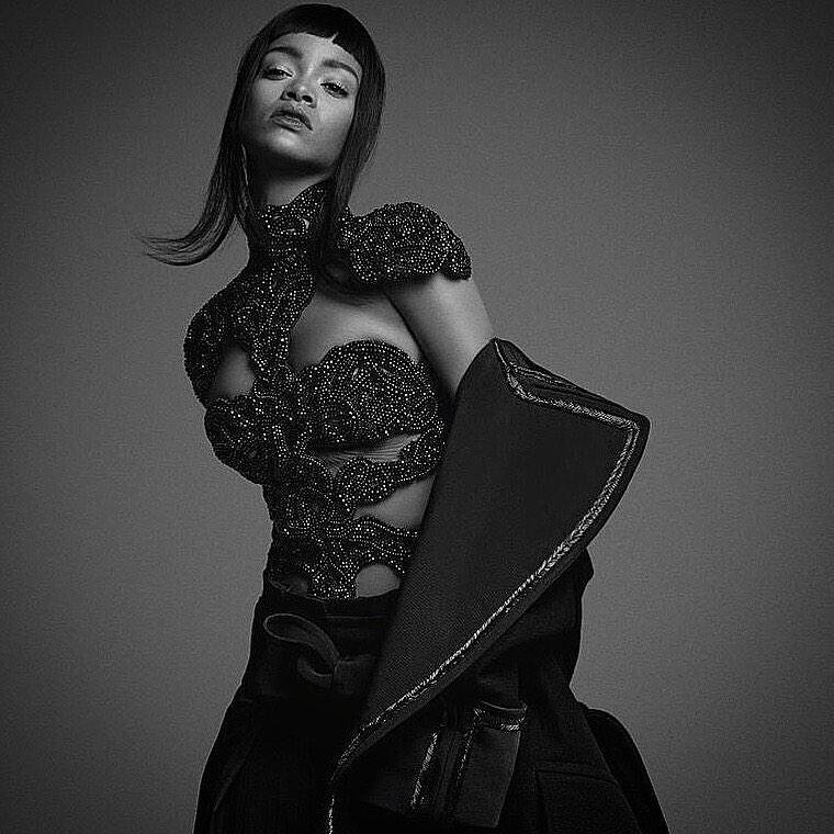 EmyGhosn's tweet photo. HAPPY BIRTHDAY @rihanna
Tributes #AlexanderMcQueen in #AnotherMagazine #PresentPastFuture #McQueen #Sydney #Australia http://t.co/IpRipIdwQW