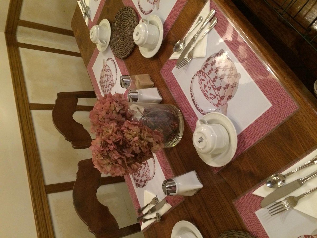 hotelmarios's tweet photo. many cuddles for you @hotelmarios starting from €80 the best place to stay in #florence #hotel http://t.co/lEeYmW0tm7