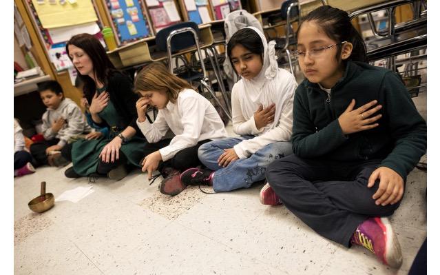 Can ‘mindfulness’ help students do better in school? on.wsj.com/1EH1mCf #mindfulness