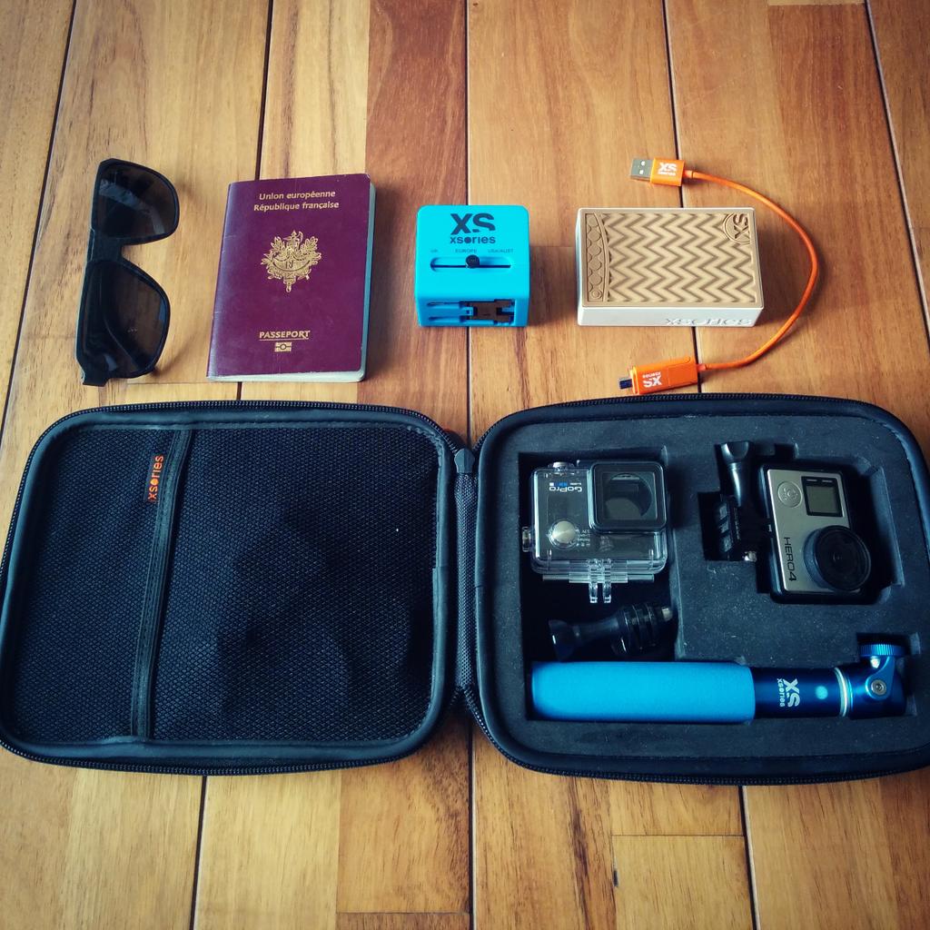XSories's tweet photo. .@remymetailler's travel essential kit! What's yours? #Capxule #SneakerBank #UShot #RoamXCube http://t.co/nxEod7D7fr