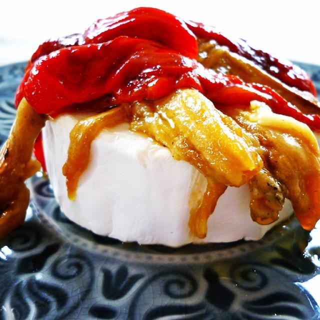 FourSeasonsCris's tweet image. My first food post! Head over to the blog to check it out ;) #fourseasonswithcristina #food  #mediterraneanflavours…