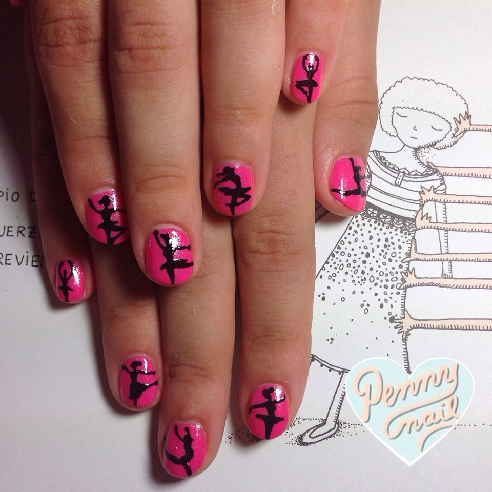 pennynails's tweet photo. Inspiracion sobre @magdalenabravi #NailArt http://t.co/OTrC1UgQFN