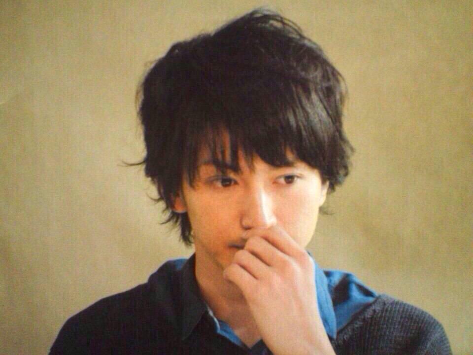 okuraeight8's tweet photo. さいきんはね、ラジオの忠義さんの声を聞きながら毎日寝てるーーー声がほんと落ち着くしなんかもうほんと包容力のかたまりとおもいます忠義さん大好きです今宵もあなたの声で眠るね。 http://t.co/ETiTZnBPdd