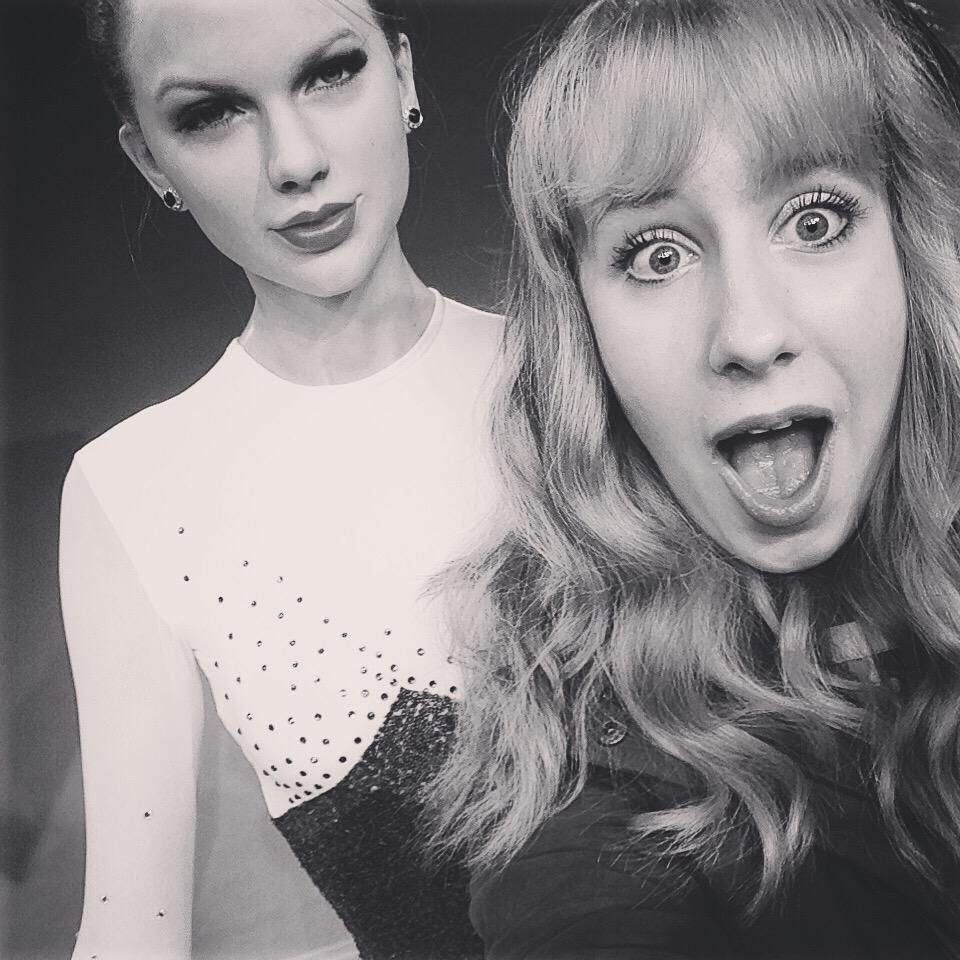 perfectstorms13's tweet photo. @MadameTussauds #SwiftChange I LOVED MEETING TAY TODAY THANK YOU! http://t.co/bhKexipHqc