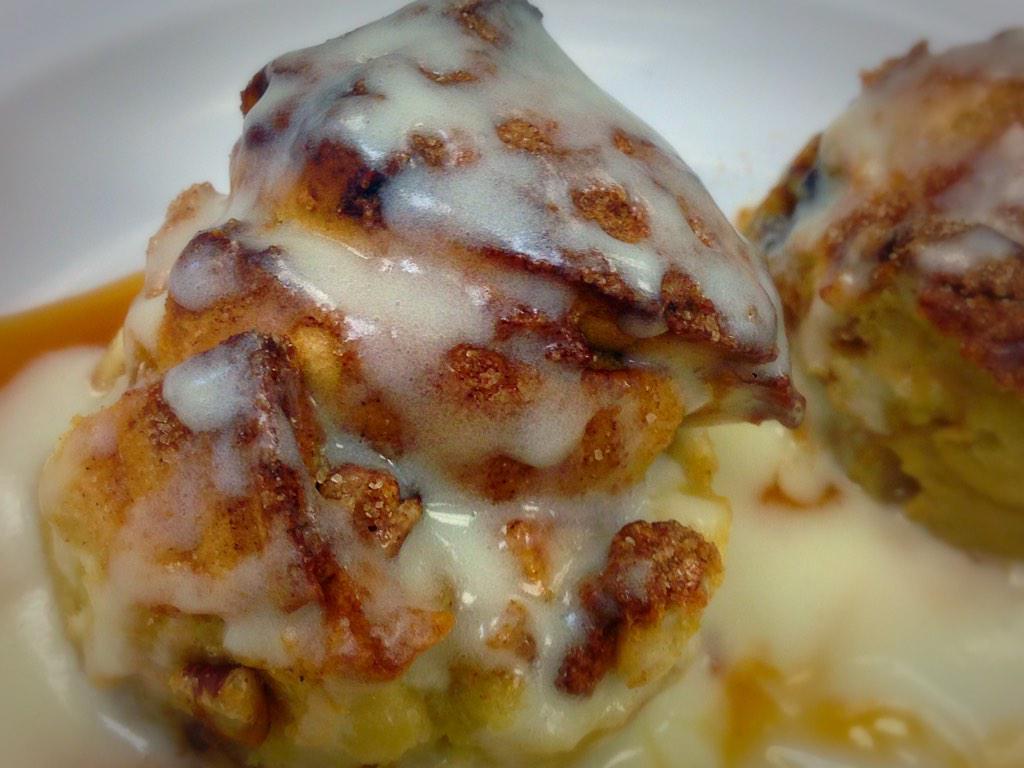 ChefNickF's tweet image. Apple pecan bread pudding. Working on perfection! #chefnickf #jjsf #breadpudding #sweets