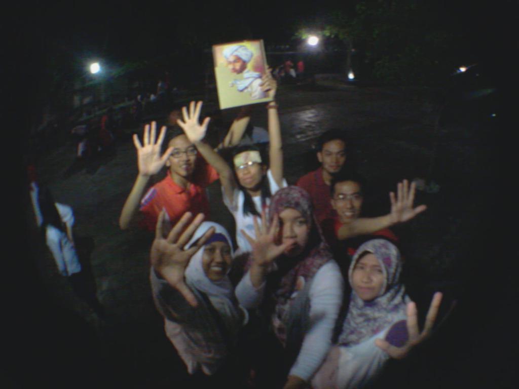 TimotiusNC's tweet photo. Dua Lima Ribuan!! @malamuseum http://t.co/lWVeVI2yYM