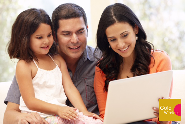 Gold_Wireless's tweet photo. The new #GoldStandard for family plan pricing is here! Up to 40GB of lightning fast data for the entire family! http://t.co/7lZ0ezHw89