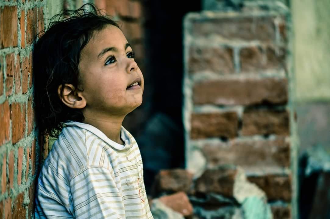 Go_Away_Baby's tweet image. Do you think those children and parents need Villas or Golf clubs as they r planning in the next EEDC? #BeLogic