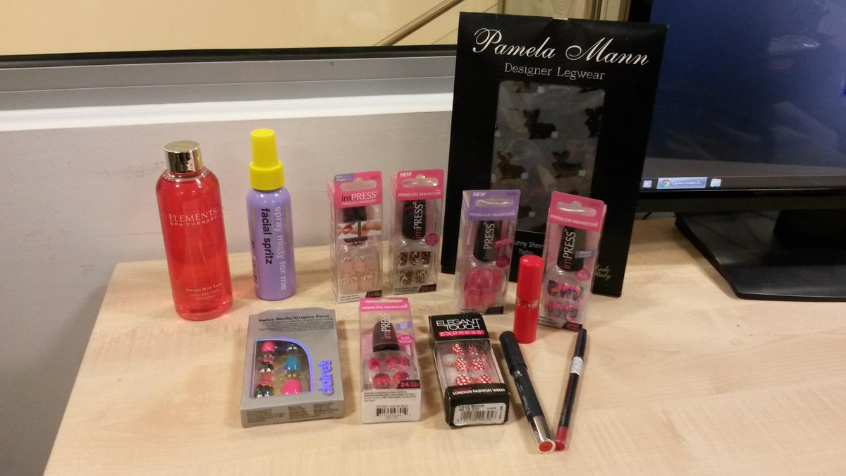 Today we have a beauty product auction for <a href="/StudentMindsOrg/">Student Minds</a> mydonate.bt.com/fundraisers/sa… #100hourschallenge <a href="/CRM_Students/">CRM Students</a>