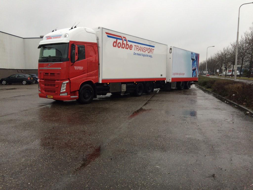 janusanus's tweet photo. “@slet33: Zo das hem dan #nieuwetruck barre machine!! http://t.co/FySWRKqMTU”