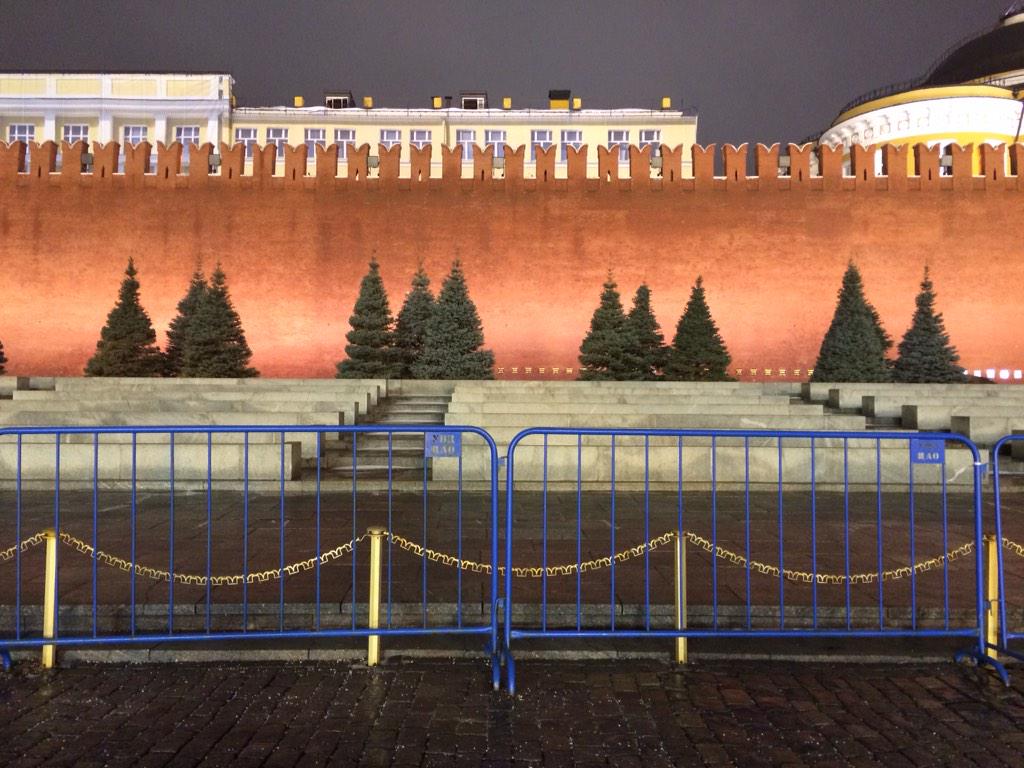 CKonovalov's tweet photo. Страна заборов... Всех видов заборов http://t.co/ZRCDGFBAMB