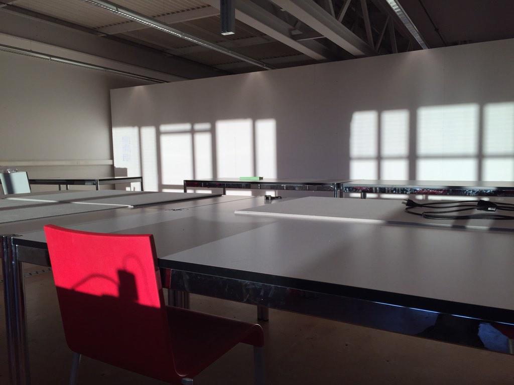 Sunny end to a workshop in collaboration with Laurenz Brunner - ÉCAL masters design program @ppeegg_san #ecal #maad