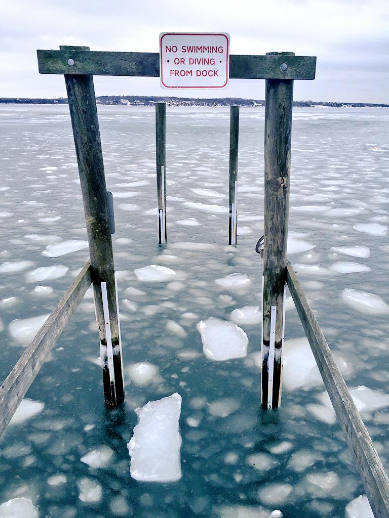 TheRealKellso's tweet photo. No Diving @RIprobz #narragansett http://t.co/82HXxqvq0B