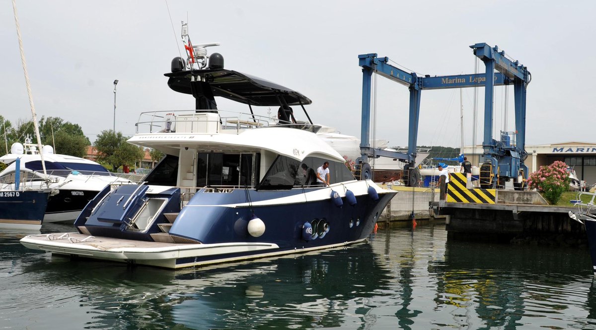 MARINALEPANTO's tweet photo. Dal Febbraio 2015 @MARINALEPANTO è diventato Marina Resort , richiedi il tuo preventivo gratuito . http://t.co/SmXii4KDYP