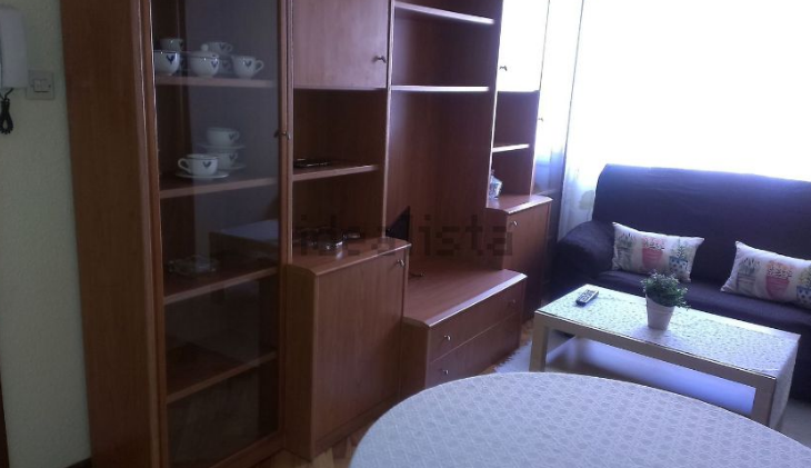 InmoVargas's tweet photo. Ocasion piso de 2 habitaciones en floranes, con ascensor, 400 euros http://t.co/kT82s059AE