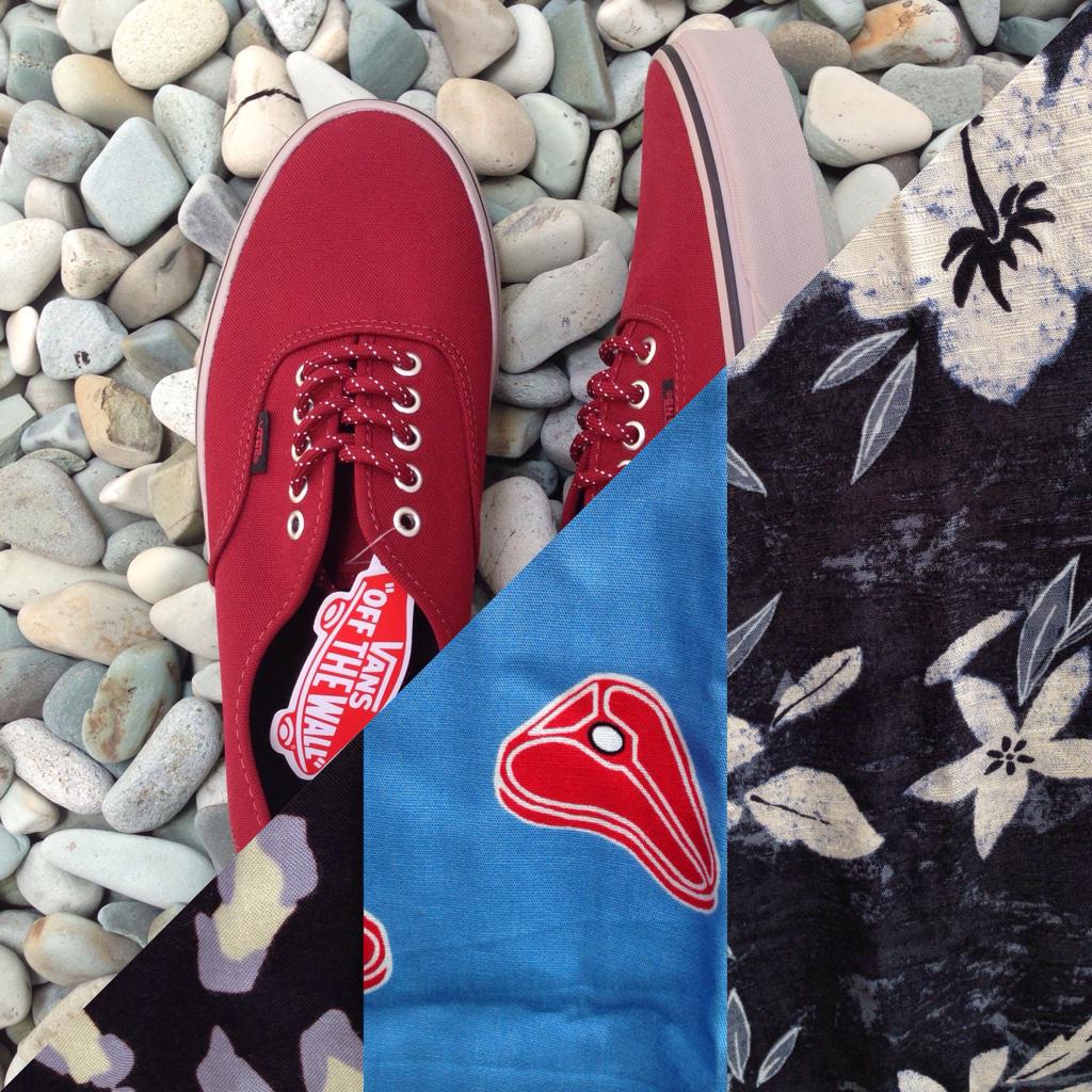 Yang mau beli kemeja fullprint dan Vans original, boleh liat-liat IG myteahouse. #promododolan <a href="/infosenijogja/">Akun Terkunci</a>