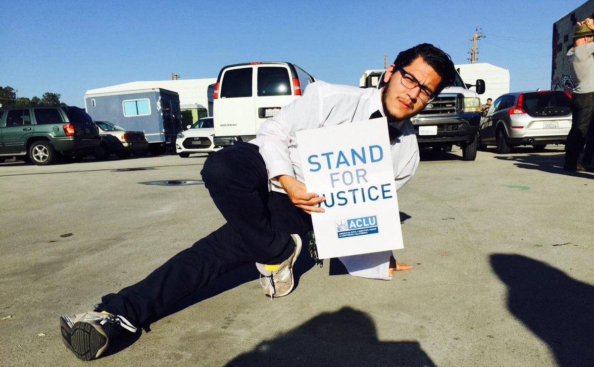 ACLU_NorCal's tweet photo. Demilitarize California schools! http://t.co/mdGne3OWdx #k12 #education #StudentsNotSuspects #BooksNotBars #LAschools http://t.co/n0UHRcuuIQ