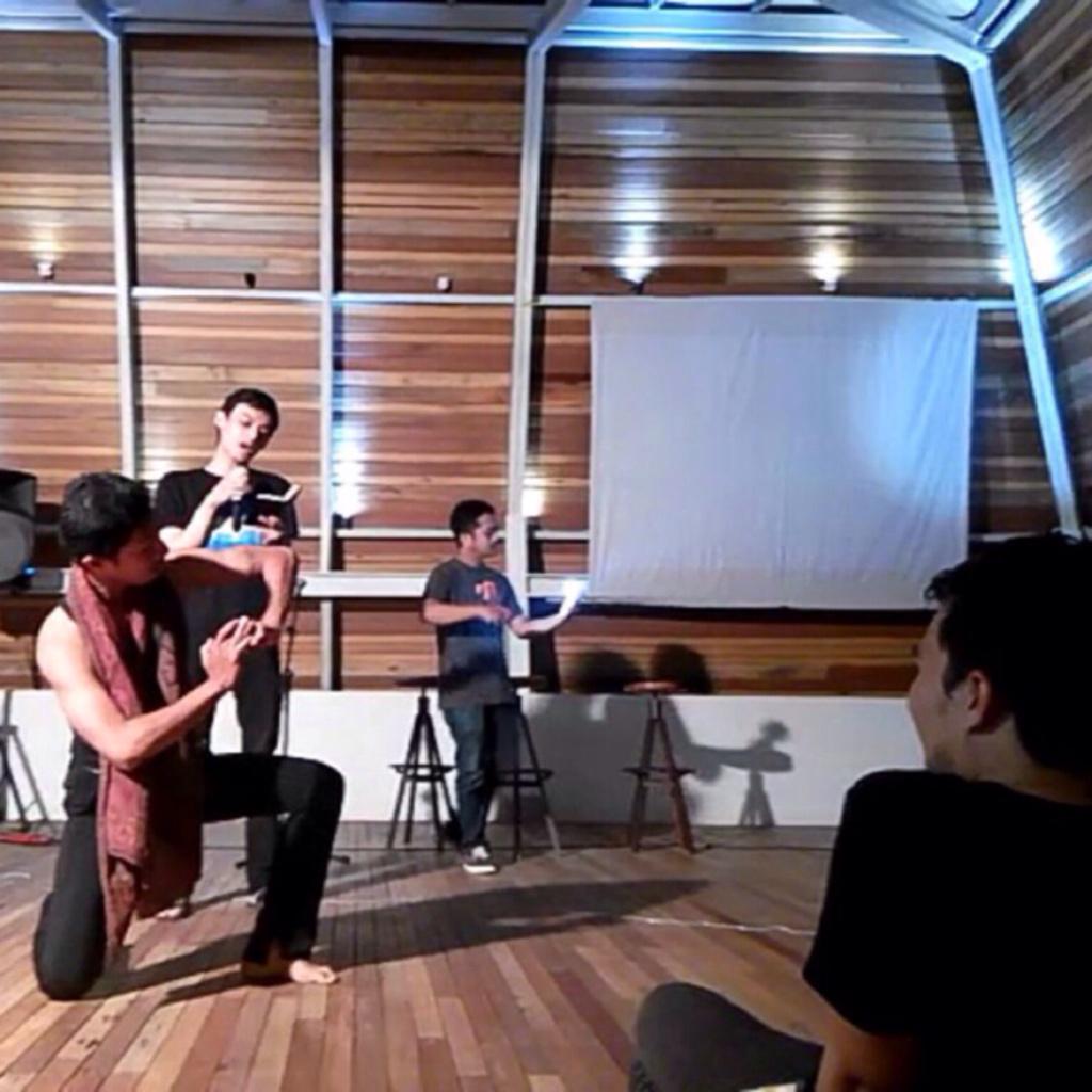 My 20sx3images performance w/ M.Dinu Imansyah (penari/aktor) &amp; RahmanYH (aktor/penulis sastra) <a href="/PechaKuchaJOG/">PechaKuchaJOG</a> tonight