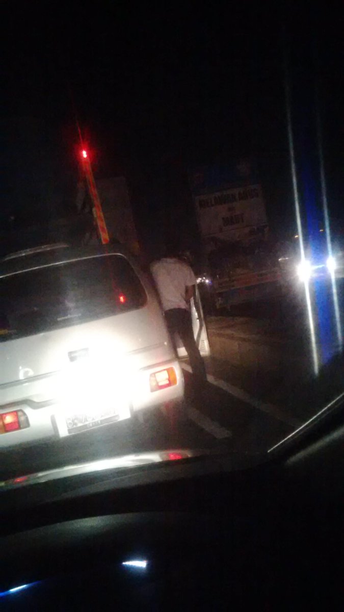 Mas...dah gak tahan yah...