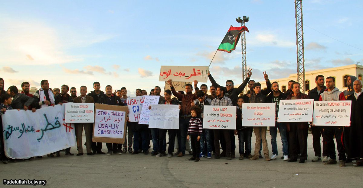 La révolte en libye - Page 29 B-TwidhCMAAnLCU