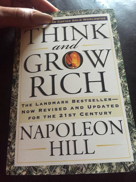 Watch Shay Brown's leaked NSFW photo on TwXstars