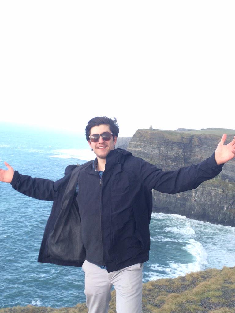 MuggsyNoges's tweet image. @I_Rapp #UpForWhatever at Cliffs of Moher