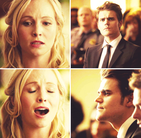 TVDamonElena's tweet photo. Carol singing and Stefan.... 
Well, he is in love with her. ❤ http://t.co/VAa7rSJCKf